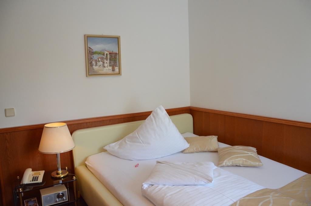 Seehotel Paulitsch Фельден-ам-Вёртер-Зе Экстерьер фото
